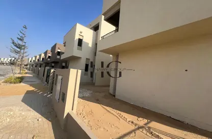 تاون هاوس - 4 غرف نوم - 4 حمامات للبيع في ذا كراون - طريق مصر اسكندرية الصحراوي - مدينة 6 أكتوبر - الجيزة