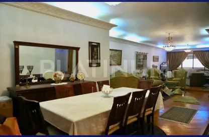 Apartment - 2 Bedrooms - 2 Bathrooms for sale in Syria St. - Roushdy - Hay Sharq - Alexandria