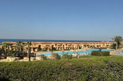 منزل مزدوج - 3 غرف نوم - 3 حمامات للبيع في تلال السخنة - العين السخنة - السويس