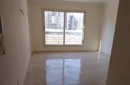 شقة - 3 غرف نوم - 2 حمامات للايجار في حى القرنفل - التجمع الخامس - مدينة القاهرة الجديدة - القاهرة