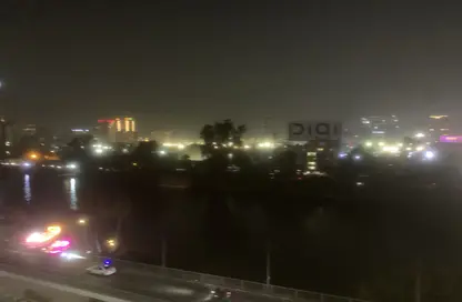 شقة - 4 غرف نوم - 3 حمامات للايجار في شارع كورنيش النيل - العجوزة - الجيزة