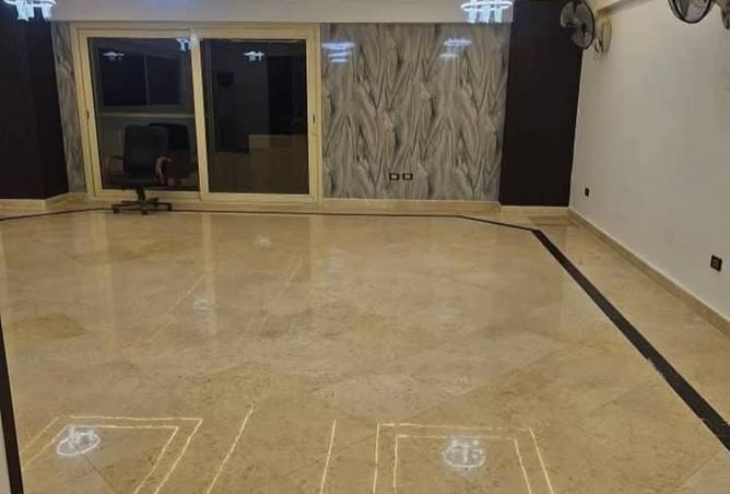 8182052 - Property Main Image