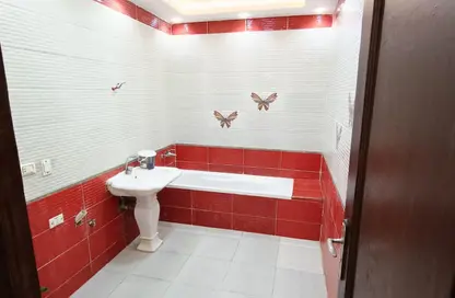 Apartment - 2 Bedrooms - 2 Bathrooms for sale in Gate 2 - Ahmose - Hadayek El Ahram - Giza