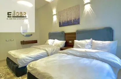 شقة - 2 غرف نوم - 2 حمامات للايجار في فيلدج جيت - المستثمرين الجنوبية - مدينة القاهرة الجديدة - القاهرة