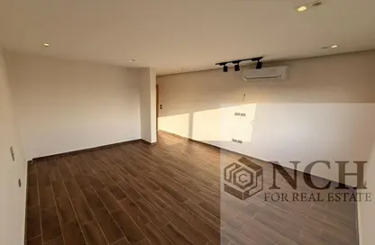 Apartment - 3 Bedrooms - 4 Bathrooms for rent in Hyde Park - New Cairo City - Cairo