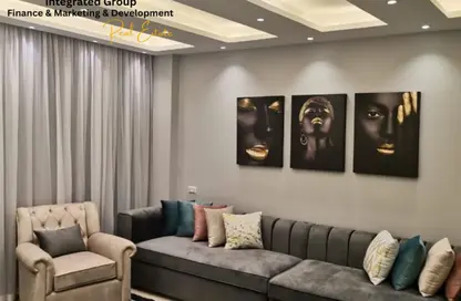 Apartment - 3 Bedrooms - 3 Bathrooms for sale in Hadayek Al Mohandessin - 4th District - Sheikh Zayed City - Giza