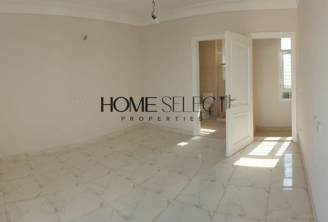 8372391 - Property Image 3