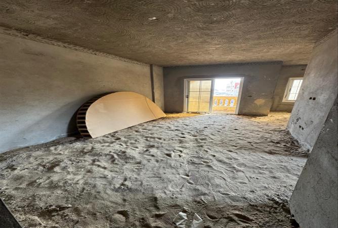 8232373 - Property Image 2