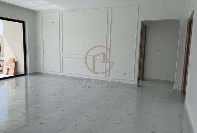 8404101 - Property Image 2