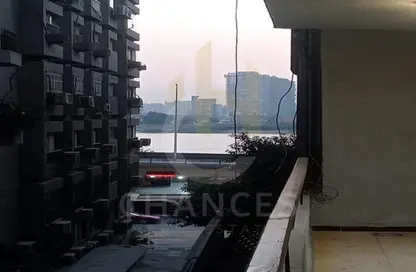 Apartment - 3 Bedrooms - 2 Bathrooms for sale in Cornish El Nile St. - Maadi - Hay El Maadi - Cairo