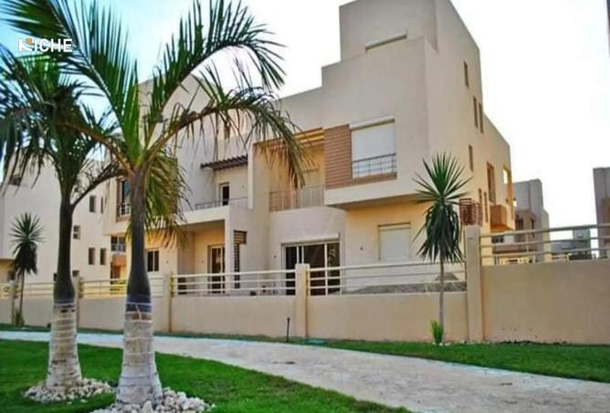 8031600 - Property Image 3