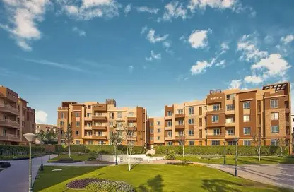 Apartment - 2 Bedrooms - 2 Bathrooms for sale in Green 3 - 2nd District - Sheikh Zayed City - Giza