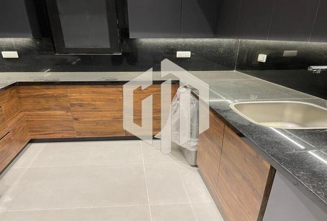 8067064 - Property Image 3
