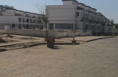 Townhouse - 3 Bedrooms - 4 Bathrooms for sale in Mountain View iCity October - 6 October Compounds - 6 October City - Giza
