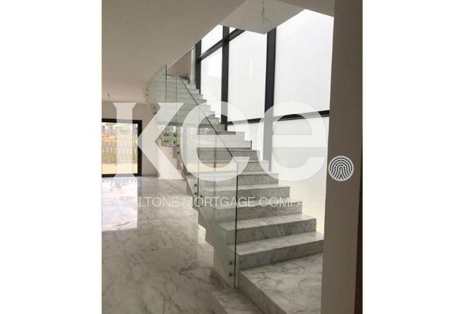 8438920 - Property Image 2