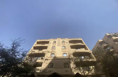 بناية كاملة - استوديو - 8 حمامات للبيع في البوابة الرابعة - مينا - حدائق الاهرام - الجيزة