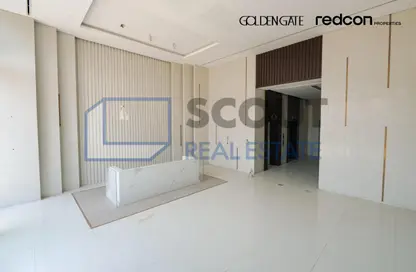 Office Space - Studio for sale in Golden Gate - South Teseen St. - The 5th Settlement - New Cairo City - Cairo