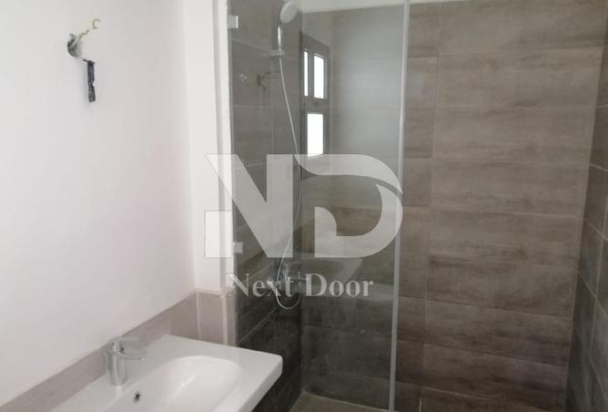 7677900 - Property Image 2