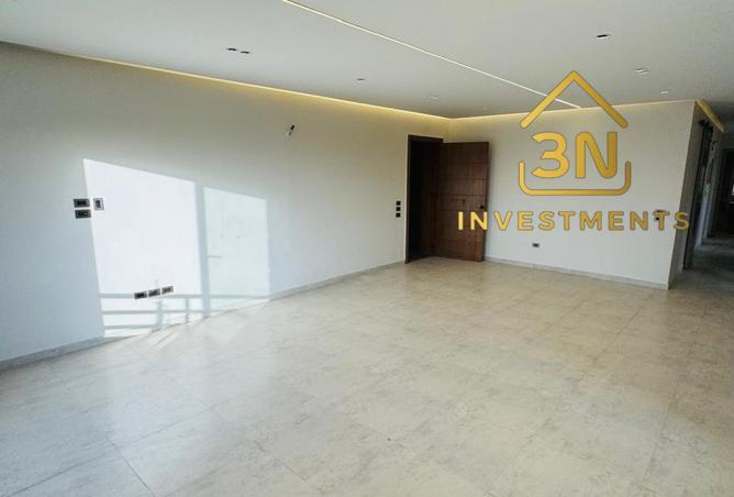 7408400 - Property Image 2