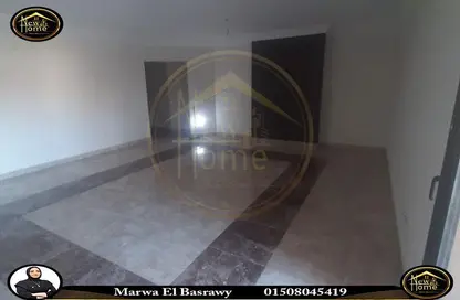 شقة - 3 غرف نوم - 2 حمامات للبيع في سموحة الجديدة - سموحة - حي شرق - الاسكندرية