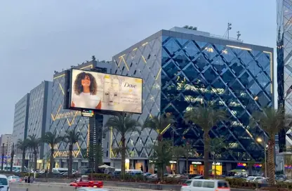 مساحات مكتبية - استوديو - 3 حمامات للايجار في وان قطامية - كمبوندات القطامية - القطامية - مدينة القاهرة الجديدة - القاهرة