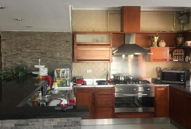 8249840 - Property Image 2