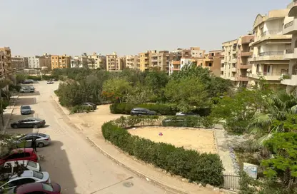 شقة - 3 غرف نوم - 2 حمامات للبيع في الحي الاول - مدينة 6 أكتوبر - الجيزة