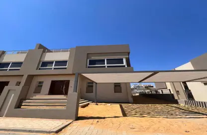 Townhouse - 4 Bedrooms - 4 Bathrooms for sale in Etapa - Sheikh Zayed Compounds - Sheikh Zayed City - Giza