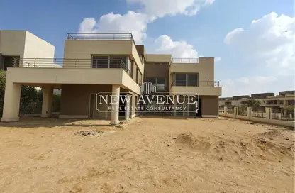 Villa - 6 Bedrooms - 5 Bathrooms for sale in Palm Hills New Cairo - 5th Settlement Compounds - The 5th Settlement - New Cairo City - Cairo