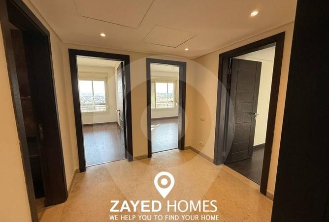 8269600 - Property Image 3