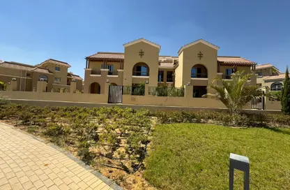 فيلا - 3 غرف نوم - 3 حمامات للبيع في معادى فيو - كمبوندات الشروق - مدينة الشروق - القاهرة