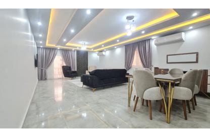 Apartment - 3 Bedrooms - 3 Bathrooms for rent in Sakaliya St. - 6th Zone - Nasr City - Cairo