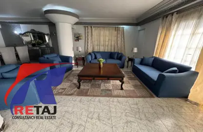 Apartment - 4 Bedrooms - 2 Bathrooms for rent in Mohammed Al Maqref St. - 6th Zone - Nasr City - Cairo