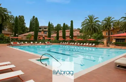 Apartment - 6 Bedrooms - 5 Bathrooms for sale in Village West - Sheikh Zayed Compounds - Sheikh Zayed City - Giza