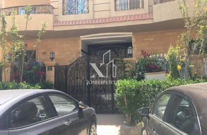 Apartment - 3 Bedrooms - 2 Bathrooms for sale in Al Shaheed Mohamed Abdel Latif El Sheemy St. - Touristic Zone - Al Motamayez District - 6 October City - Giza