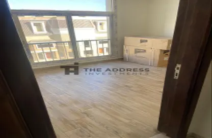 Apartment - 3 Bedrooms - 3 Bathrooms for sale in Sarai - Mostakbal City Compounds - Mostakbal City - Future City - Cairo