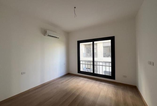 8242940 - Property Image 2