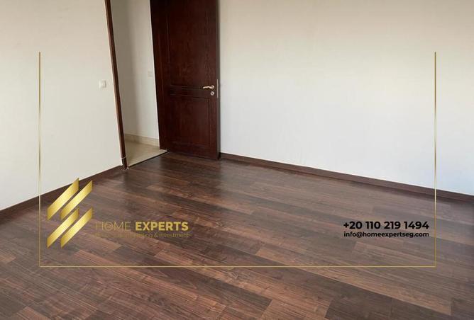 8107861 - Property Image 3