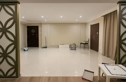 Apartment - 2 Bedrooms - 2 Bathrooms for rent in Al Khamayel city - Sheikh Zayed Compounds - Sheikh Zayed City - Giza