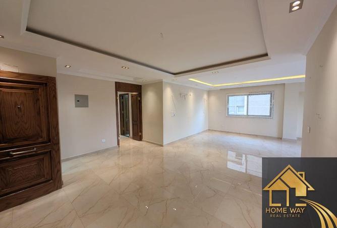 8256135 - Property Image 2