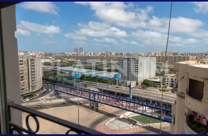 Apartment - 3 Bedrooms - 4 Bathrooms for sale in 14th of May Bridge - Smouha - Hay Sharq - Alexandria