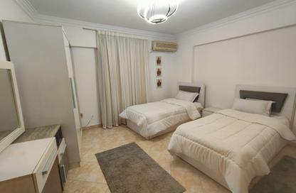 Apartment - 3 Bedrooms - 3 Bathrooms for rent in Al Mamalik Square - El Roda - Hay El Manial - Cairo