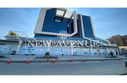 Retail - Studio - 1 Bathroom for sale in Business Plus - North Teseen St. - The 5th Settlement - New Cairo City - Cairo