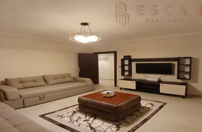 شقة - 3 غرف نوم - 3 حمامات للايجار في شارع ابو بكر الصديق - الرحاب المرحلة الثانية - الرحاب - مدينة القاهرة الجديدة - القاهرة