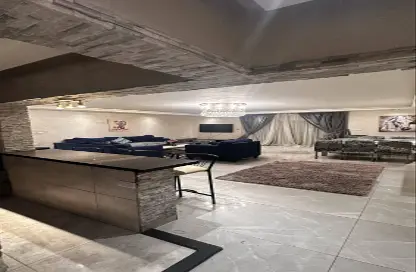 شقة - 3 غرف نوم - 3 حمامات للايجار في شارع نادي الصيد - الدقي - الجيزة