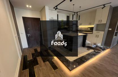 Apartment - 3 Bedrooms - 3 Bathrooms for sale in Eastown - 5th Settlement Compounds - The 5th Settlement - New Cairo City - Cairo