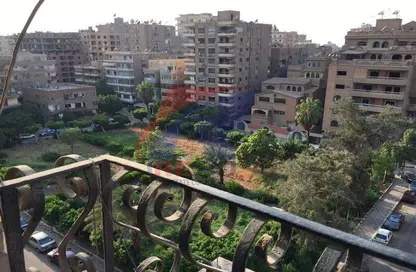 Apartment - 3 Bedrooms - 2 Bathrooms for sale in Al Nashat St. - 1st Zone - Nasr City - Cairo