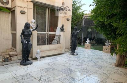 Apartment - 2 Bedrooms - 1 Bathroom for sale in Hadayek Al Mohandessin - 4th District - Sheikh Zayed City - Giza