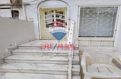 Shop - Studio - 1 Bathroom for sale in Nabil Al Wakkad St. - Ard El Golf - Heliopolis - Masr El Gedida - Cairo
