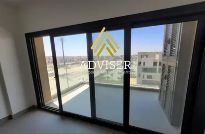 شقة - 3 غرف نوم - 3 حمامات للبيع في كمبوند البروج - كمبوندات الشروق - مدينة الشروق - القاهرة